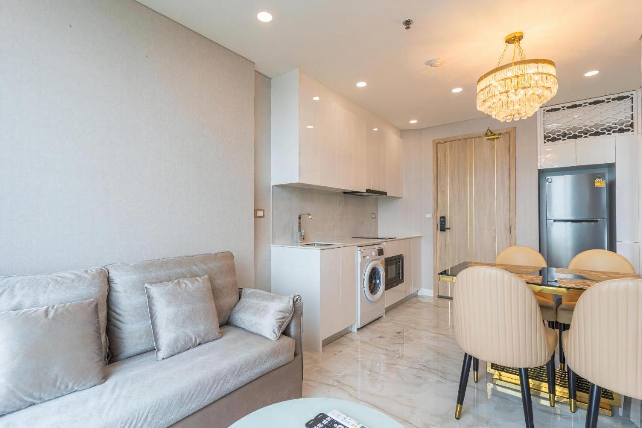 Luxury Sea View Room Beach Front Luxury Jomtien Beach Eksteriør billede